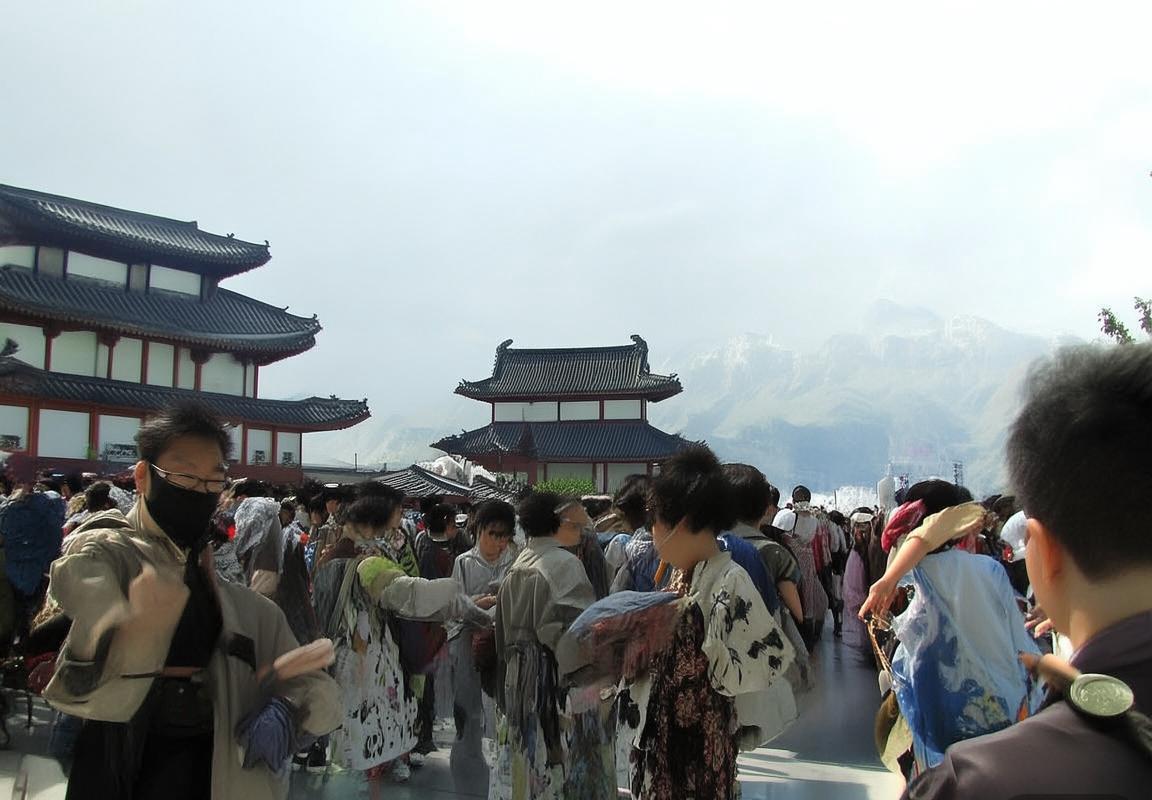 拜仁慕尼黑新赛季目标解析：荣耀之战与未来展望(图2)